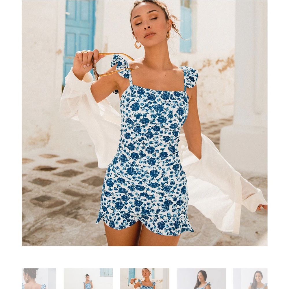 Albion fit set, bella tankini santorini and swim skirt